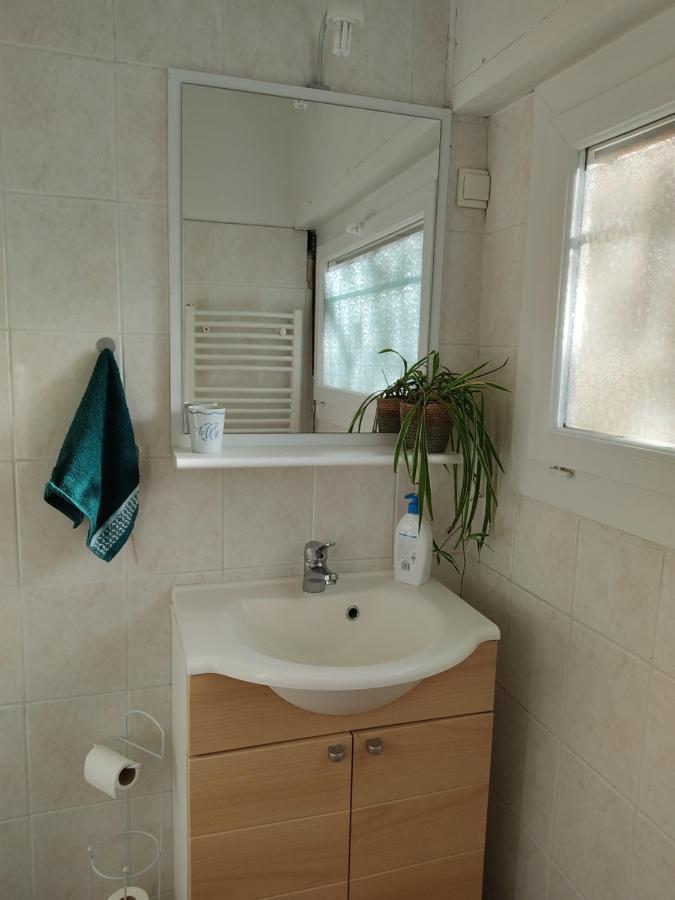 Chambre Privee Avec Parking Nimes Exterior photo